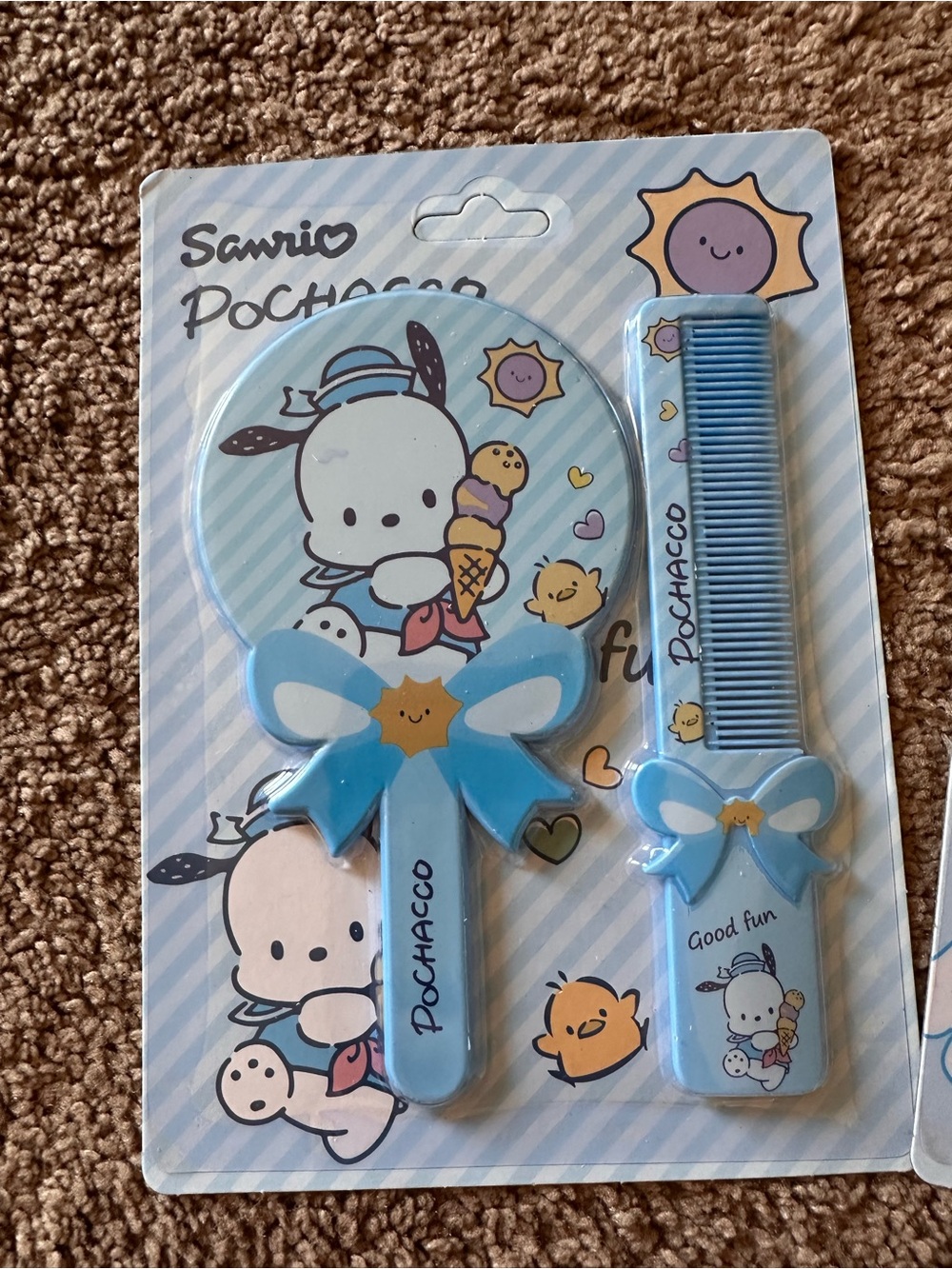 Pochacco handheld mirror & comb